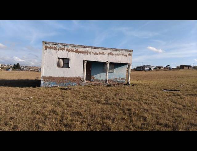 2 BEDROOM HOUSE FOR SALE IN MTHATHA RURAL
